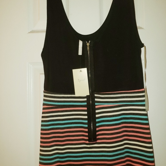 Dress - Picture 3 of 5